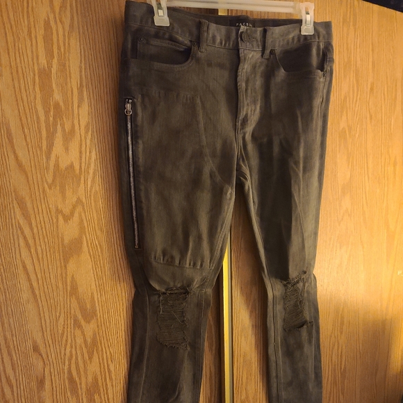 PacSun Distressed Stacked Skinny Jeans | Ripped Knees | Dark Gray | 32 x 32 - Picture 5 of 9